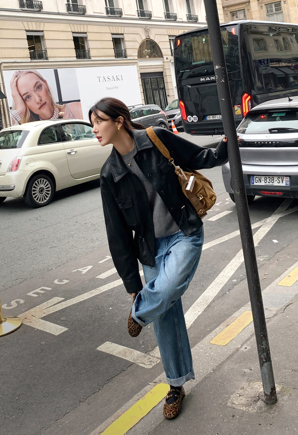 스트링 포켓버튼 레더자켓