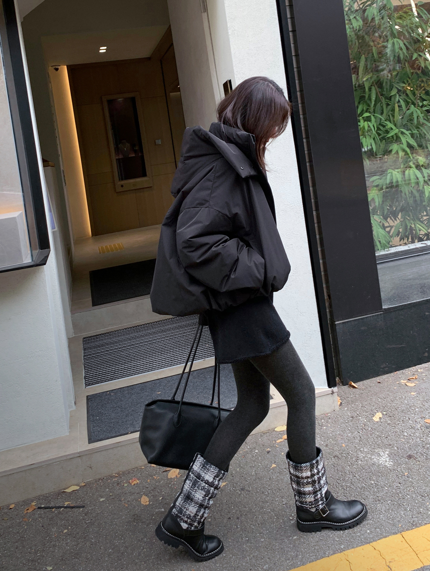 구스다운 후드패