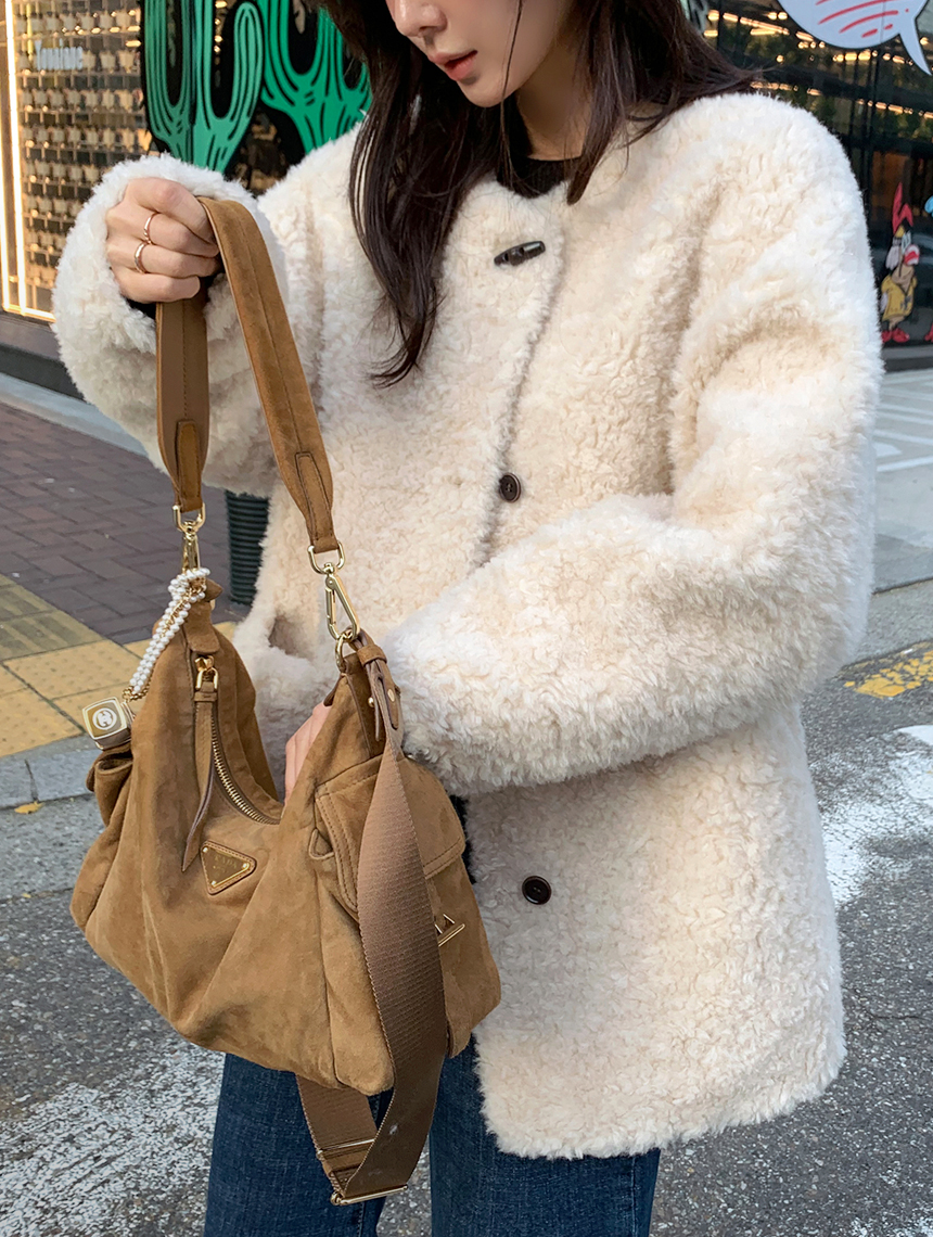 양털 무스탕 자켓