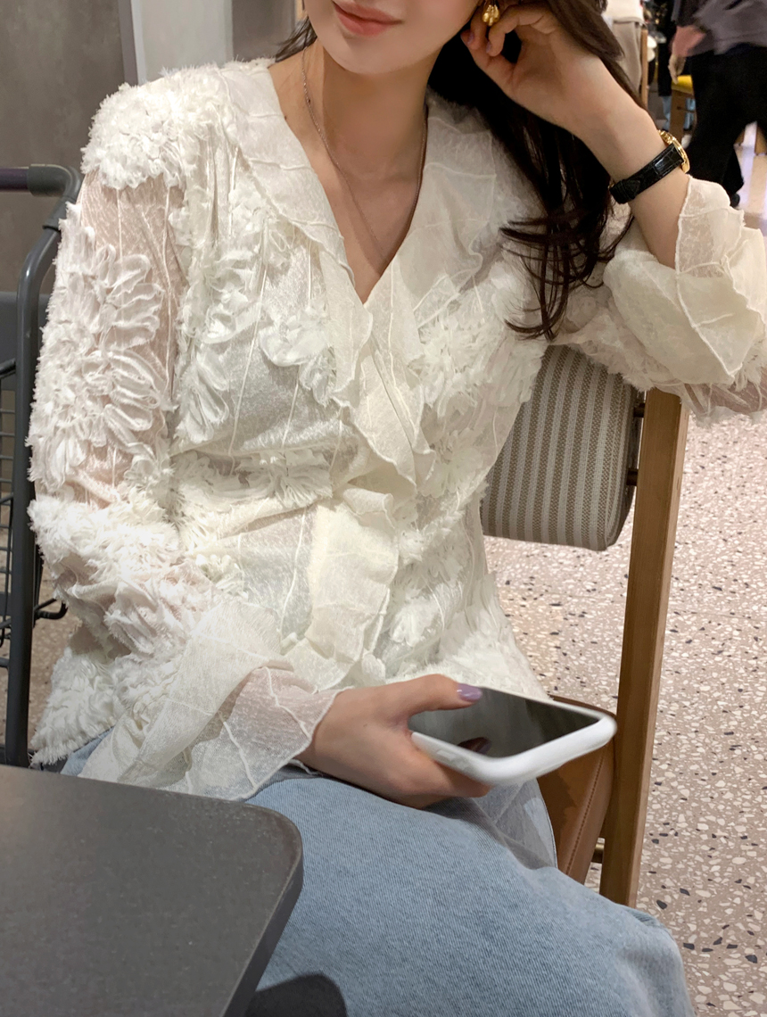 플라워 블라우스